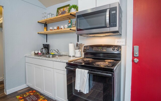 Downtown Accessible New 1br/1ba Cozy Studio