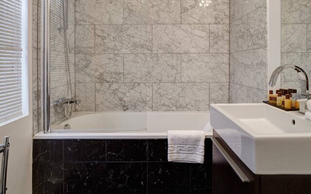 Knightsbridge Apartments