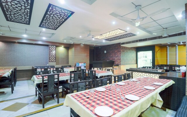 Oyo 46437 Malik Regency
