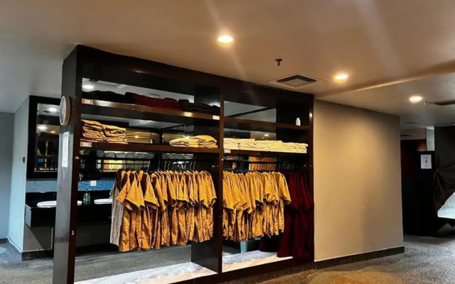 Regalodge Hotel & Spa