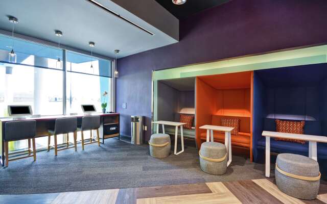 Tru by Hilton Sumter