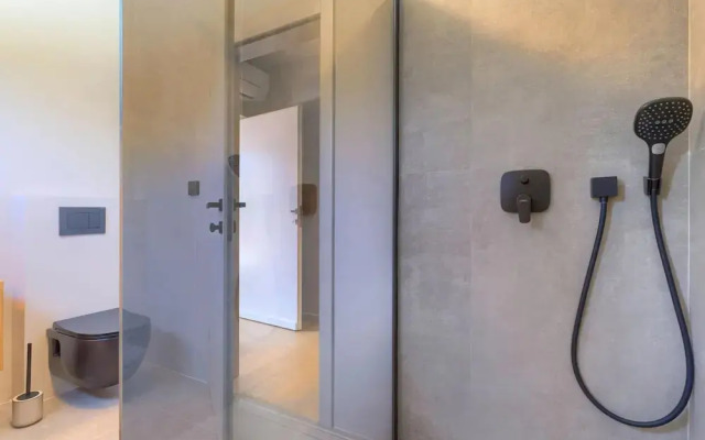 Holiday House with Pool Casa Lavanda