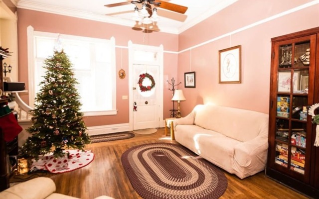 Ammen Home Bed, Breakfast and Retreat