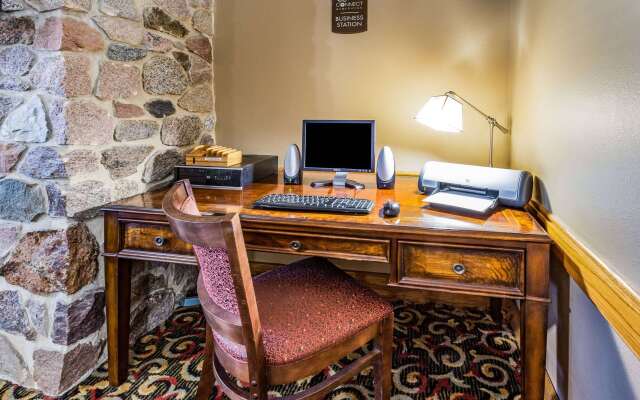 AmericInn by Wyndham Blue Earth