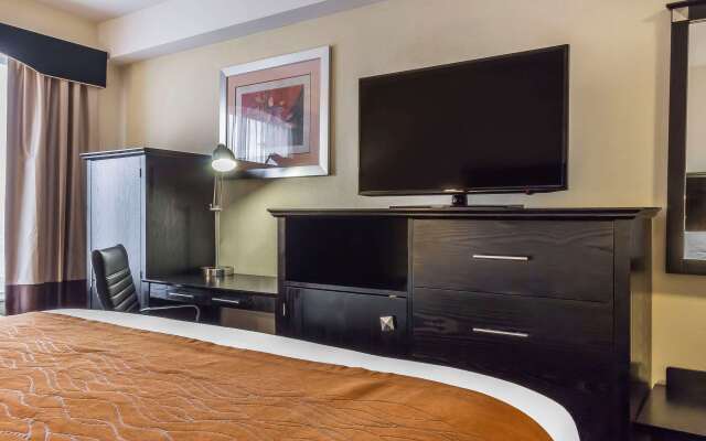 Comfort Inn & Suites LaGuardia Airport