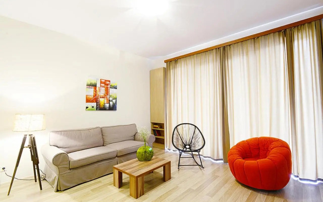 8 Givi Kartozia Street, M2 on hippodrome