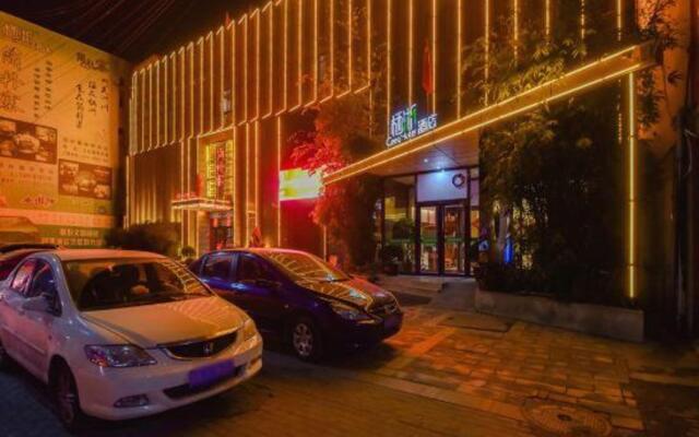 Ceeci Hotel