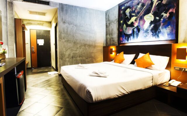 B2 Airport Boutique & Budget Hotel