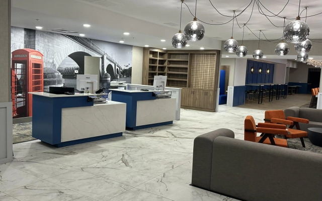 Quality Inn & Suites Lake Havasu City