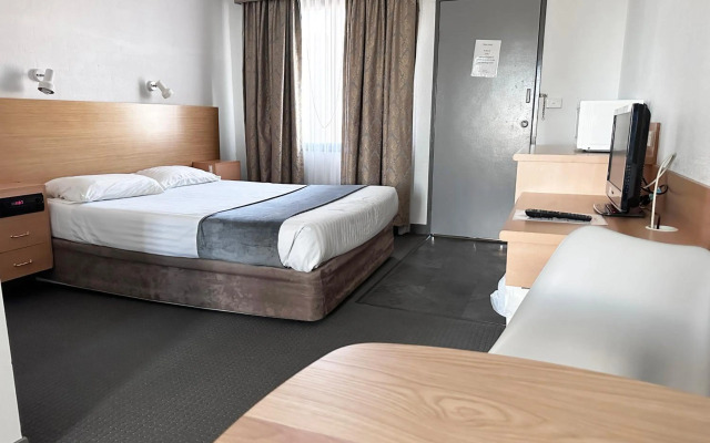 Spa Village Travel Inn