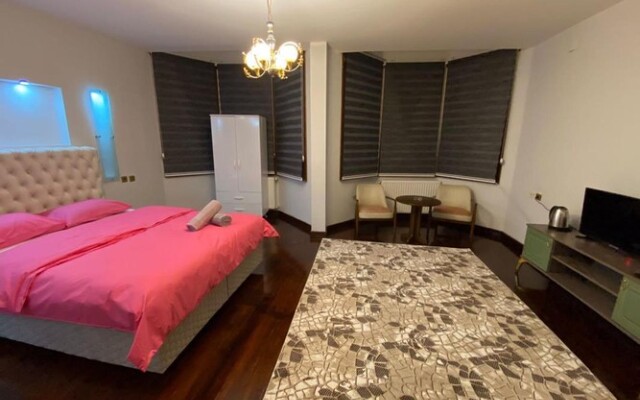 Kardelen Konak Suit Otel
