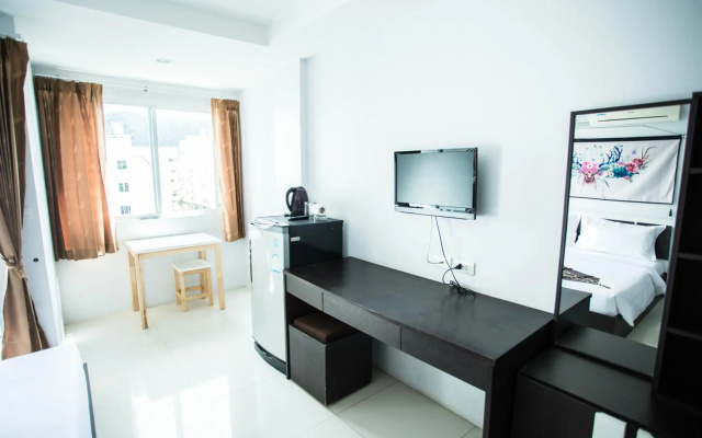 Bad Boys Guesthouse Patong
