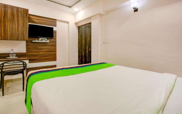 Treebo Kings Inn Vashi