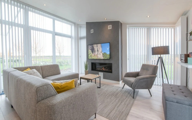 Modern Apartment in Zeeland With Sunset Views