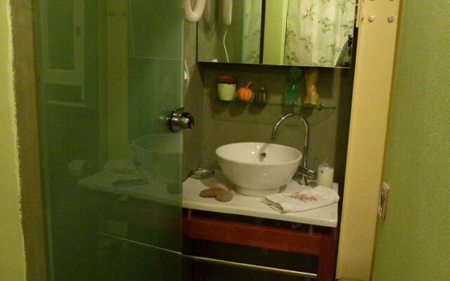 St. George Sykoussis Traditional Residence