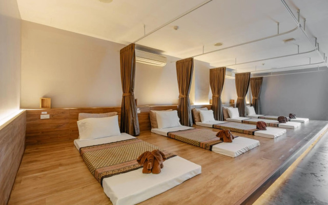 Rak Elegant Hotel Patong
