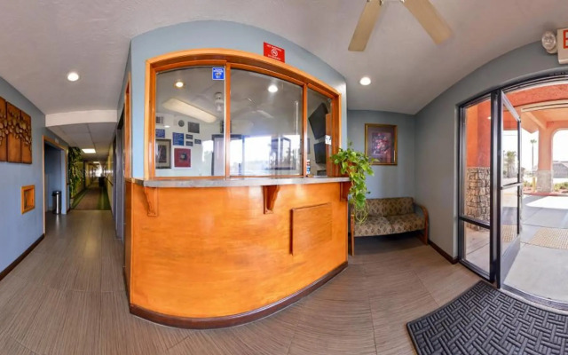 Americas Best Value Inn & Suites Bakersfield E