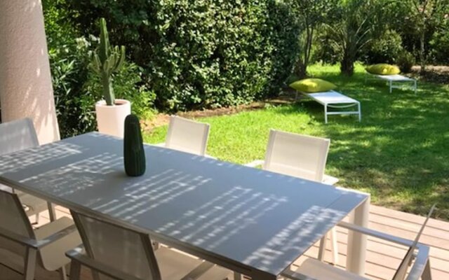 House With 3 Bedrooms in Grimaud, With Shared Pool and Furnished Garden - 2 km From the Beach