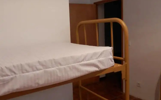 Albergue Restaurante Salto de Bierge - Hostel