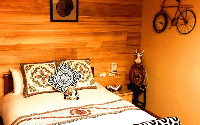 Qi Hua Zhen Ju Homestay