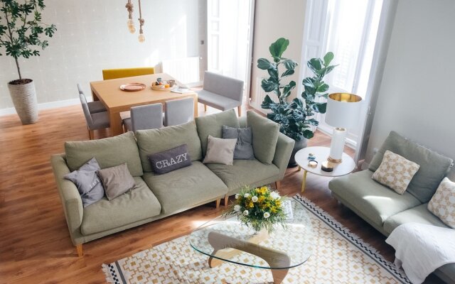 Heima Homes Puerta del Sol Palacio Real cinema