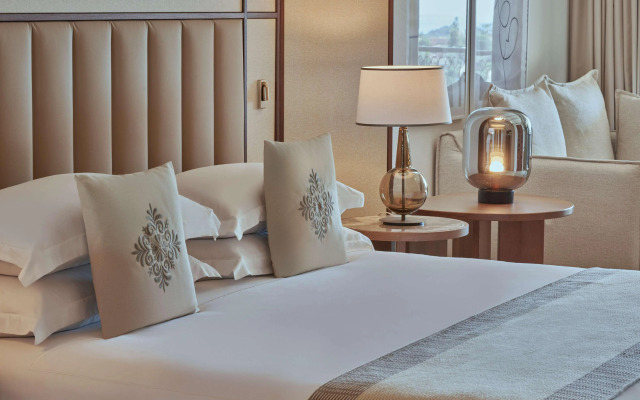 Conrad Chia Laguna Sardinia