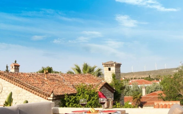 Alacati Lotus Koyici Otel