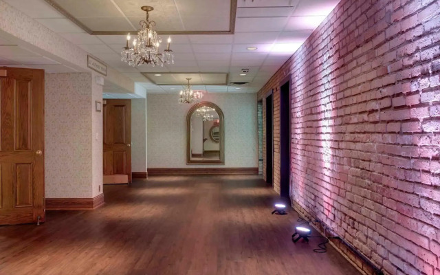 Nicollet Island Inn