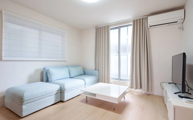NeiHan Yakyo House