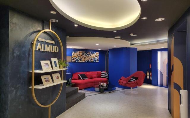 Talmud Hotel Gongyuan
