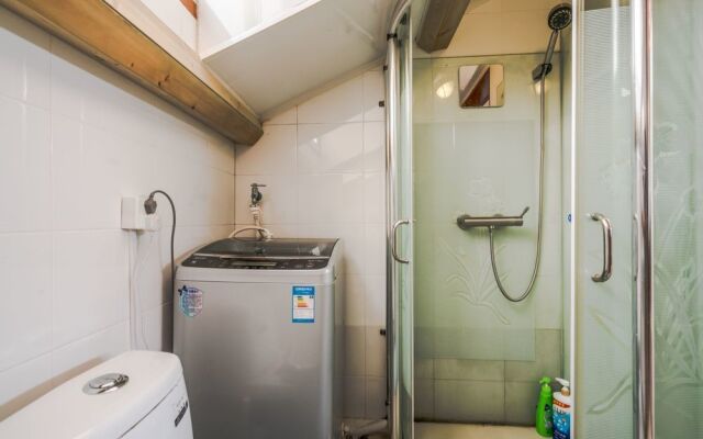 Cozy Apartment Best Location 303