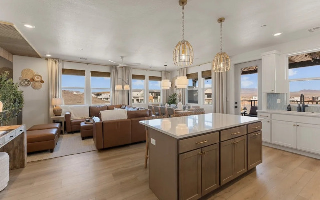 Surfside Escape 3 Bedroom Condo