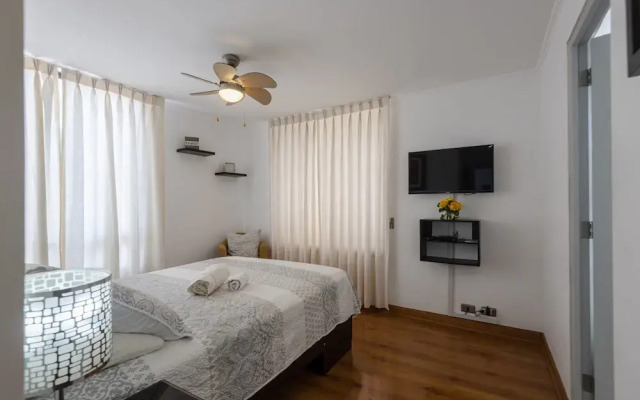 Parque Miraflores Apartment