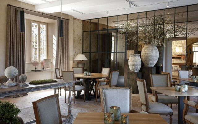 Logis Hotel Restaurant Le Prieure