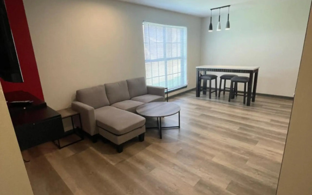 Ramada by Wyndham Studio Suites Dothan
