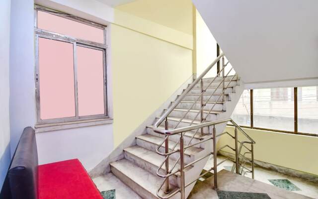 Goroomgo Royal Oak Guest House Nabapally Sector 4 Kolkata