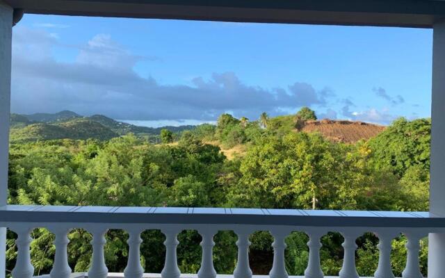 Sainte Anne, Très joli T2 refait à neuf