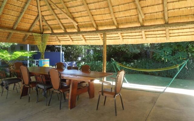 Lilac Lodge-Purple House