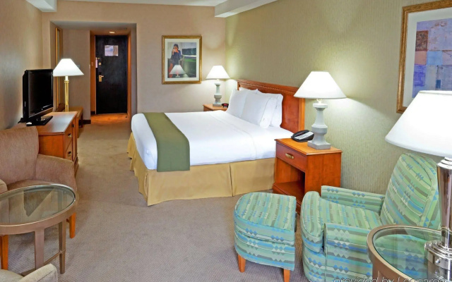 Holiday Inn Express Philadelphia-Midtown by IHG