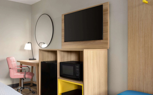 Days Inn by Wyndham Memphis at Graceland