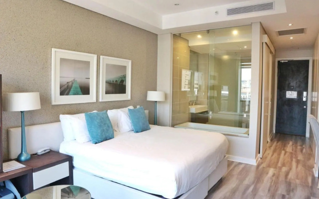 Sandton Skye Unit 702