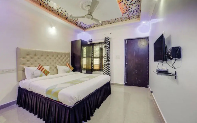 OYO 22957 Home Divine Studio Vagator