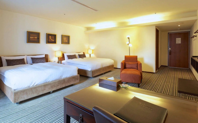 52 Hotel