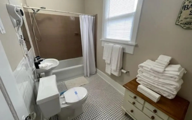 Memphis Belvedere Suites