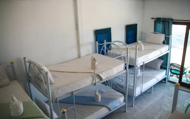 The Beach Village - Hostel