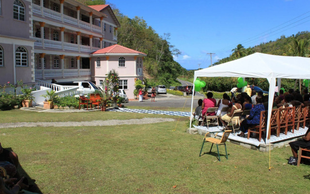 Rejens Hotel
