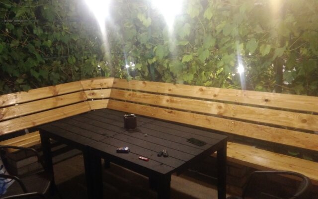 V gostyakh u Baby Poli