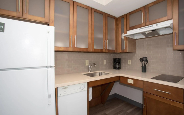 Staybridge Suites Denver International Airport by IHG