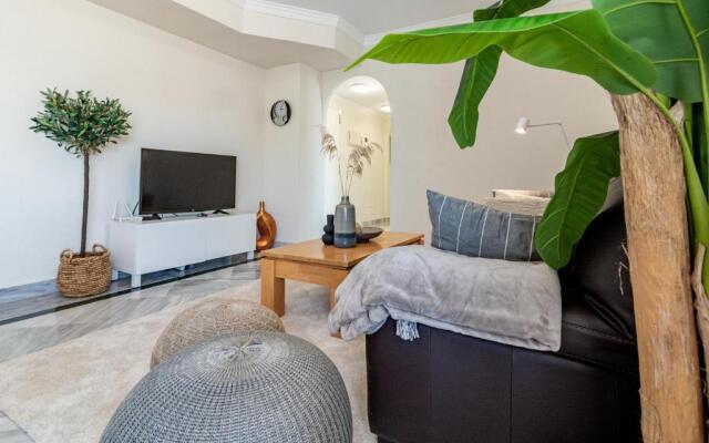 DN11-2 bedroom apartment close to Puerto Banus