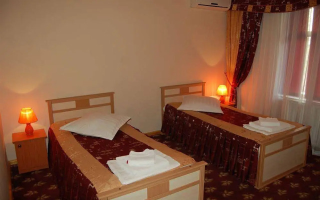 Grand Tashkent Hotel